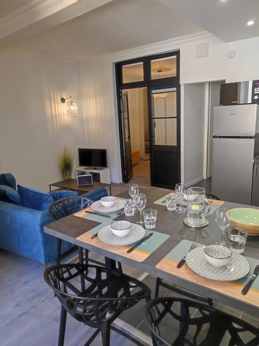 Cocon De Charline - Charme Et Elegance Dans Le Centre Apartment มงโตบ็อง ภายนอก รูปภาพ
